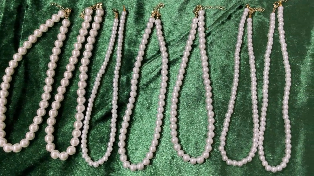 Professional Pearl Necklaces