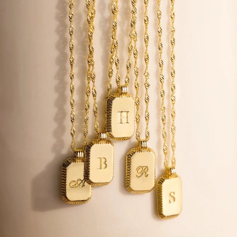 Personalized Ribbed Initial Necklace 18k Gold Plated Rectangle Pedant Custom Engraved Initials Letter Necklace Jewelry Necklace