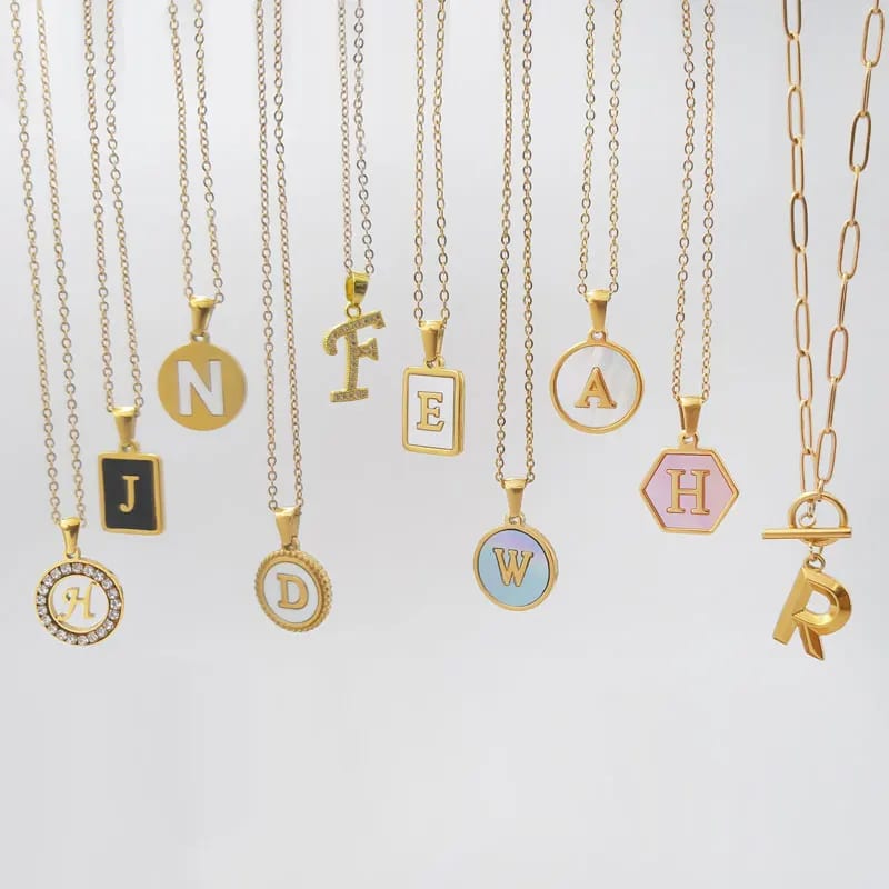 Wholesale 18k Gold Plated Stainless Steel Shell Alphabet Initial Letter Charm Pendant Necklace Jewelry Necklaces