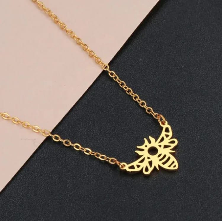 Customize Jewelry Stainless Steel Bee Necklace Gold Chain Geometric Cute Animal Bumble Bee Pendant Necklace For Women Necklaces