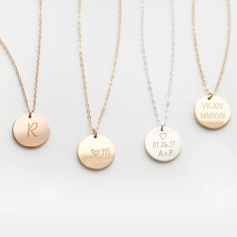 Fashion Engraved Letter Monogram Disc Pendant Custom Gold Plated Alphabet Charm Necklace Necklaces