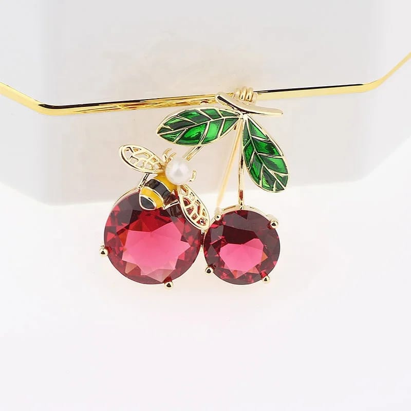 New Luxury Design Brass Red Prong Setting Zircon Cherry Fruit Women Accessories Brooches Brooches