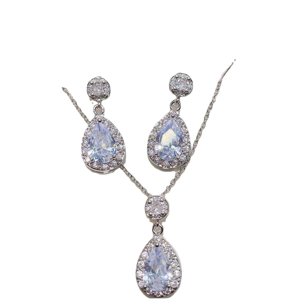 Hot Seller Brass Real Gold Plated Heart Zircon Necklace Jewelry And Earring Sets For Women Beautiful Jewelry set