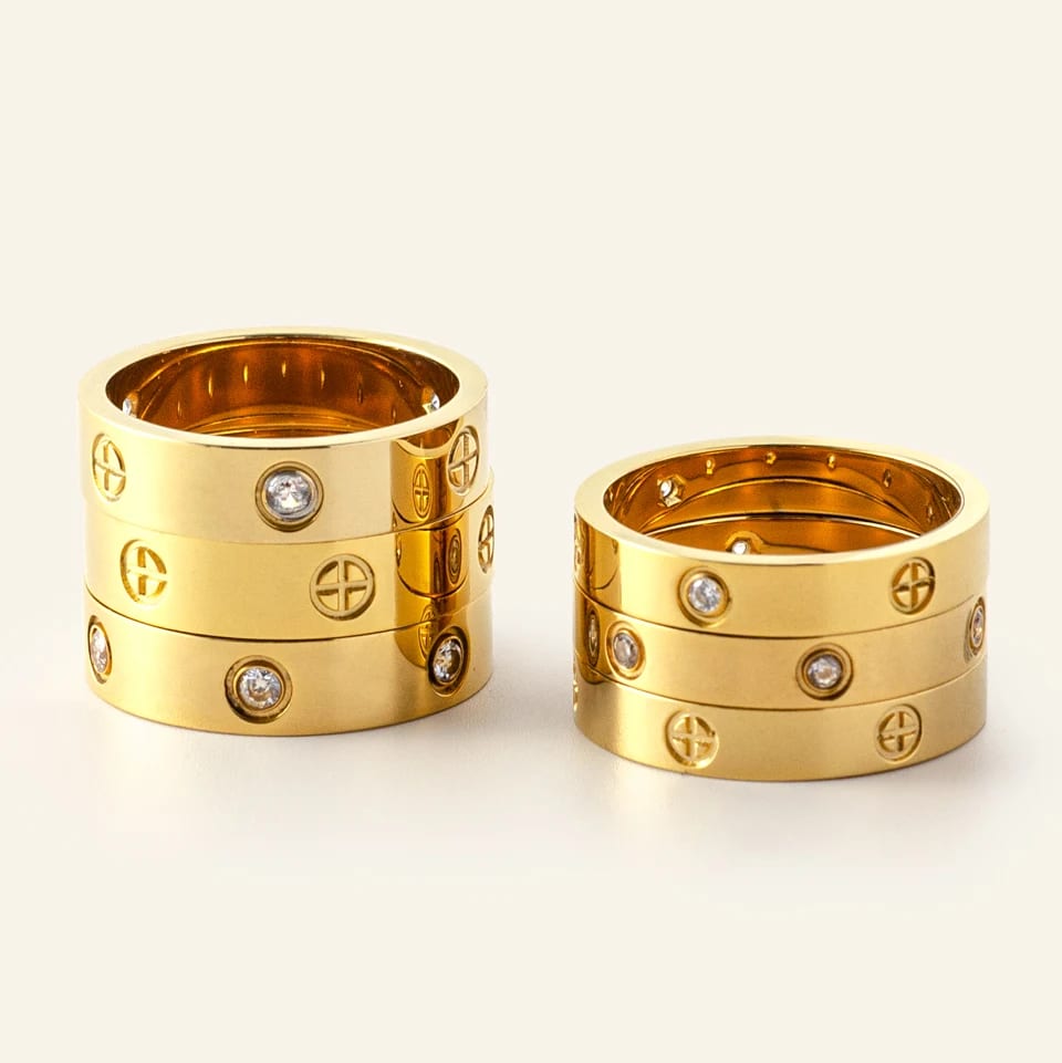 Hot Selling Simple Fashion 18k Gold Plated Stainless Steel Micro Zircon Wedding Engagement Finger Ring For Couple Ring