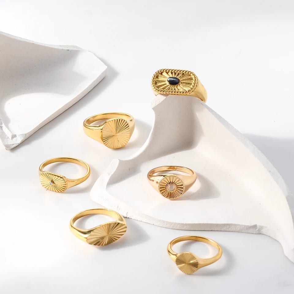 Fashion Retro Round Striped Natural Stone Rings Women Stainless Steel 18k Gold Plated Oval Sunburst Signet Ring Ring