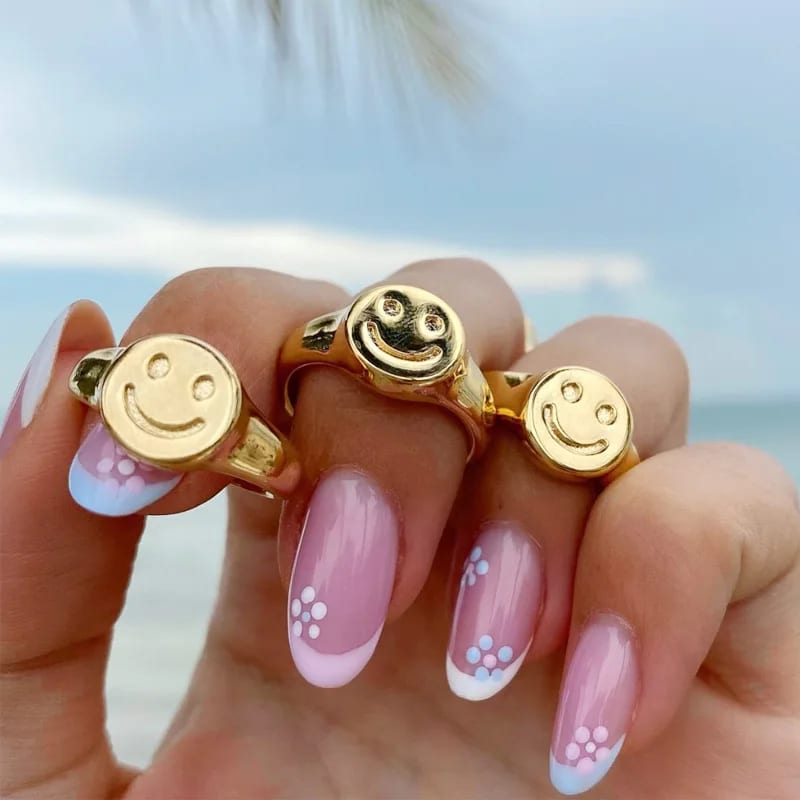 Latest Custom Brass Metal Hollow Smile Face Gold Plated Signet Ring Designs Ring