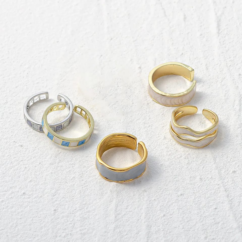 Artistic Hollow Square Oil Dropping Ring High Quality Enamel Open Women’s Ring Ring