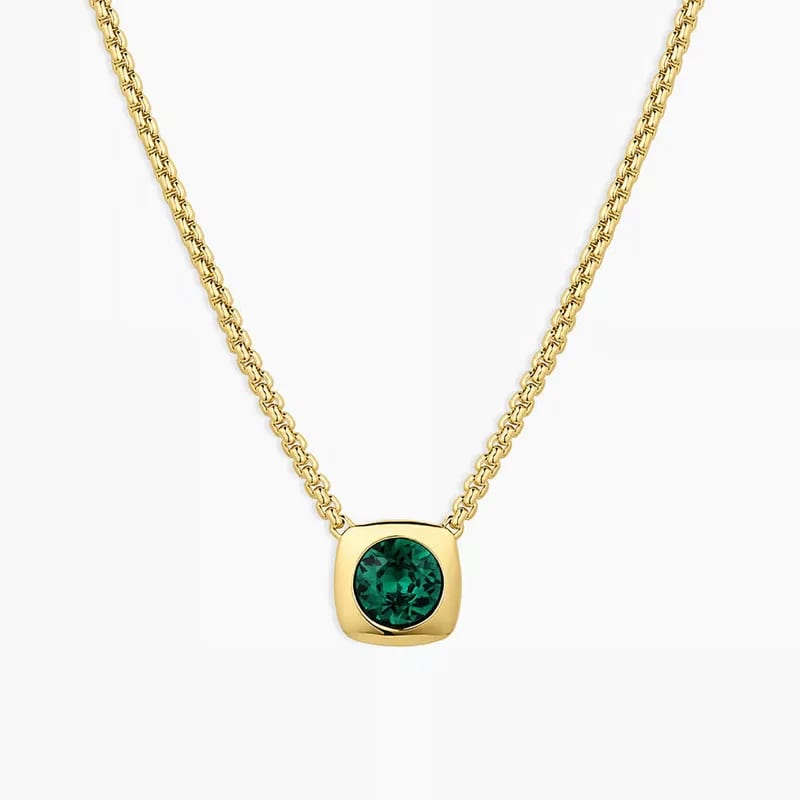 New Arrival Simple Square Zircon Pendant Necklaces 18k Gold Plated Emerald Crystal Necklace For Women Pendant Necklaces