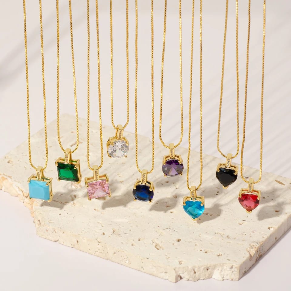 Fashion Minimalist Cubic Zircon Heart Pendant Necklace Dainty 18k Gold Plated Square Rhinestone Crystal Necklace For Women Pendant Necklaces
