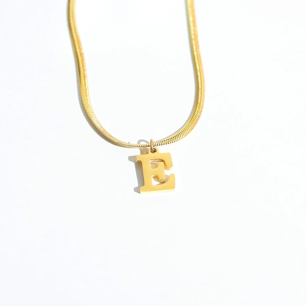 Popular Initial Necklace Initial Letter 14k Gold Plated Small Letter Snake Chain Pendant Necklaces Stainless Steel Waterproof Pendant Necklaces