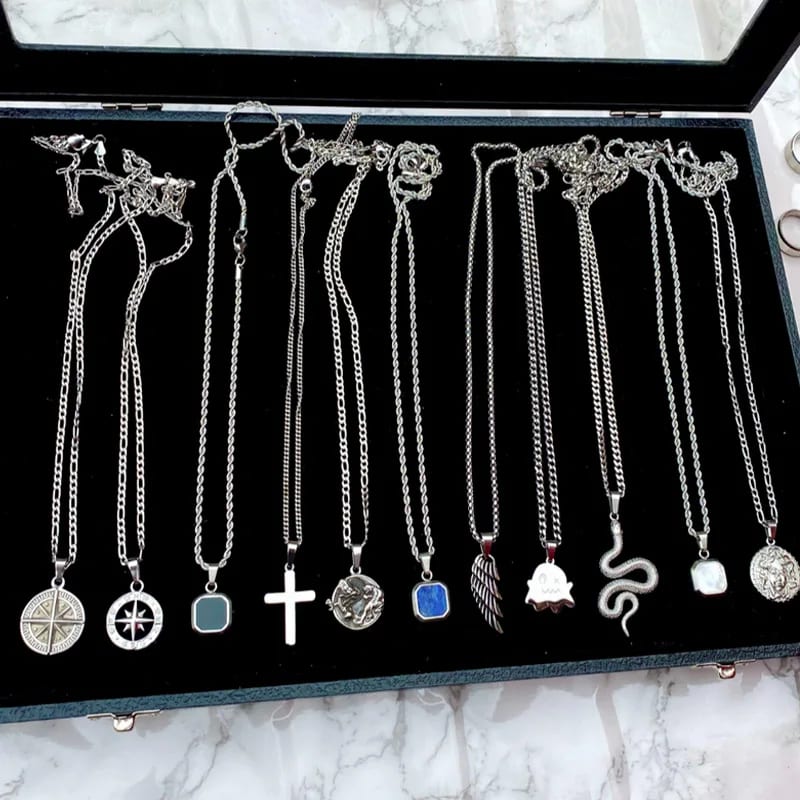 Wholesale Customized Stainless Steel Jewelry 18k Gold Plated Men Charm Pendant Necklace Jewelry Pendant Necklaces