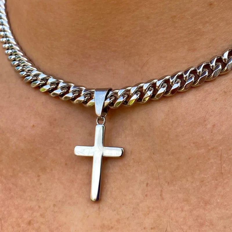 Wholesale Fashion Simple High Quality Stainless Steel Christian Religious Charm Jewelry Men Cross Pendant Necklace Pendant Necklaces
