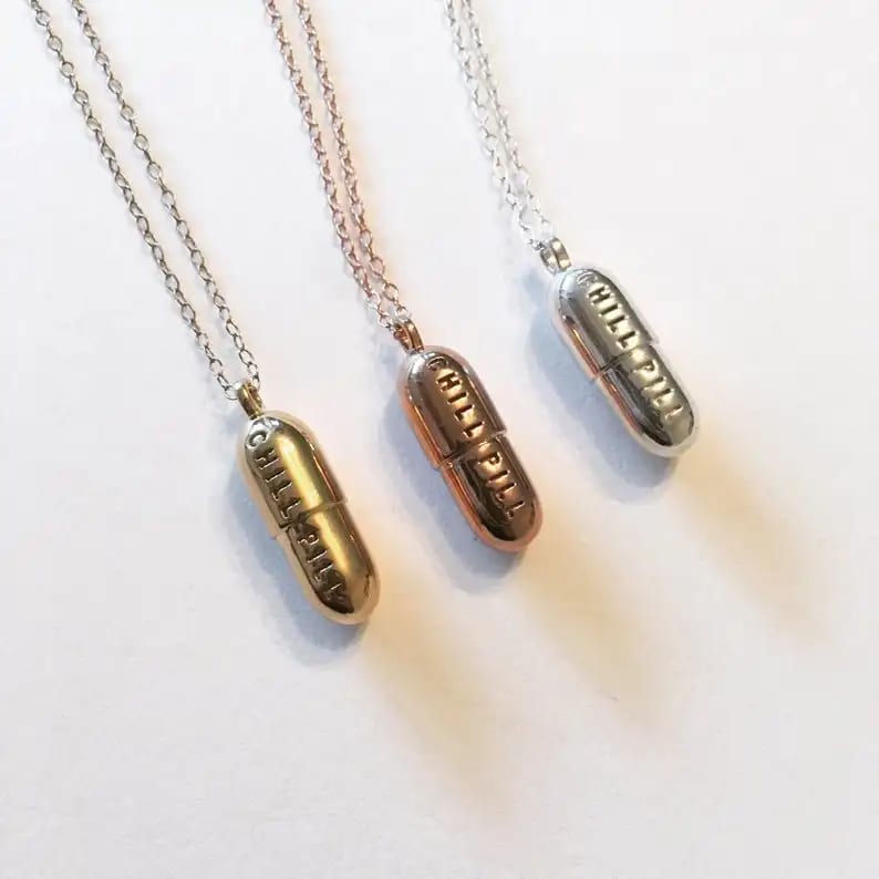 2020 Hot Sell Chill Pill Capsule Pendant Necklace Jewelry Pendant Necklaces