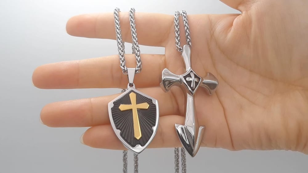 Customized Men’s Stainless Steel Cross Pendant Necklace