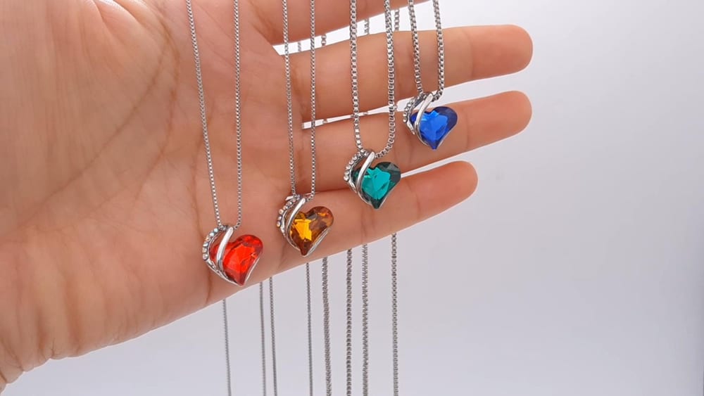 Hot sale metal colored heart shape stone pendant necklace for women